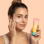 ⁦كارا دو لوشن حماية الوجه من أشعة الشمس SPF 50+ PA++++ واقي شمسي كوري مرطب⁩ - الصورة ⁦3⁩
