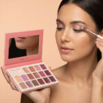 Kara du 18-color eyeshadow palette ES51<br/> <br/> - Image 4
