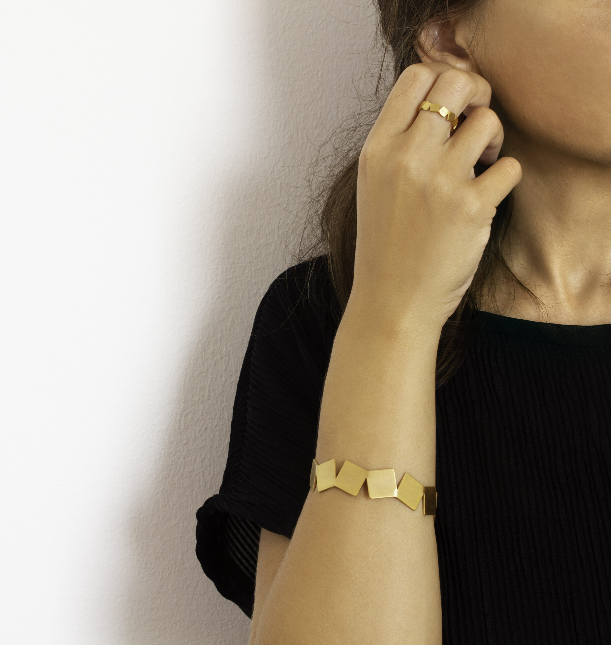 2616932616 SQUARES Bracelet - الصورة 1