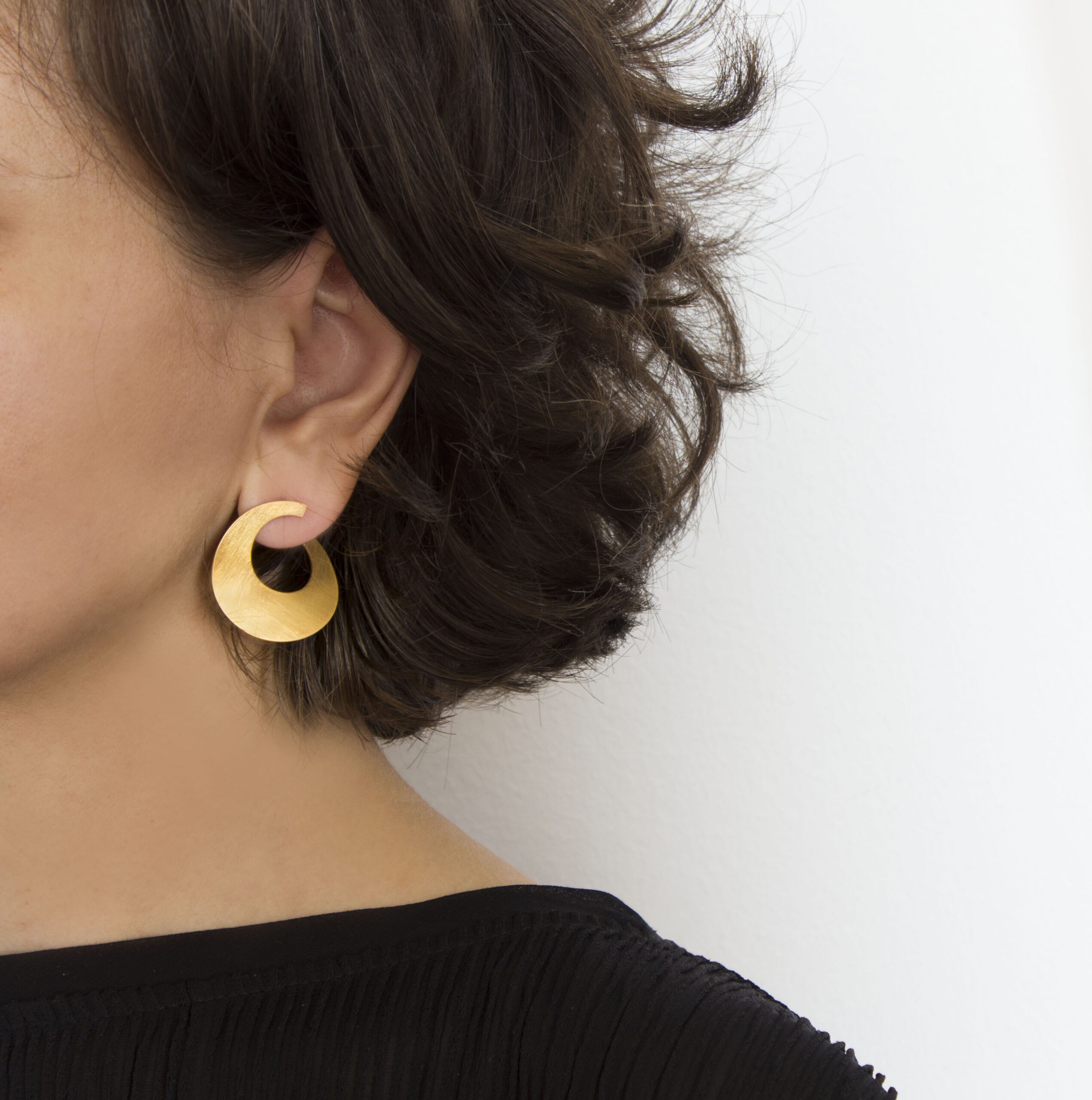 2626989119 CIRCULAR - medium- earrings - الصورة 1