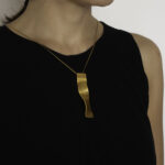 LIQUIFY Vertical Pendant