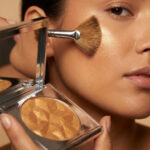 Kara du Dazzling Lights pressed highlighter powder<br/> <br/> - Image 6